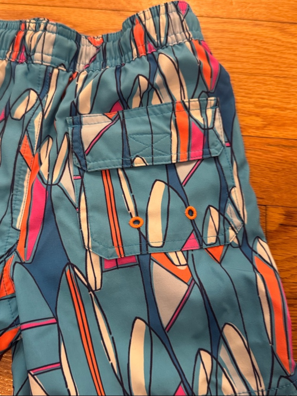 Vineyard Vines Boys Blue Surfboard Pattern Swim Shorts With Drawstring Size 6 - Picture 6 of 6